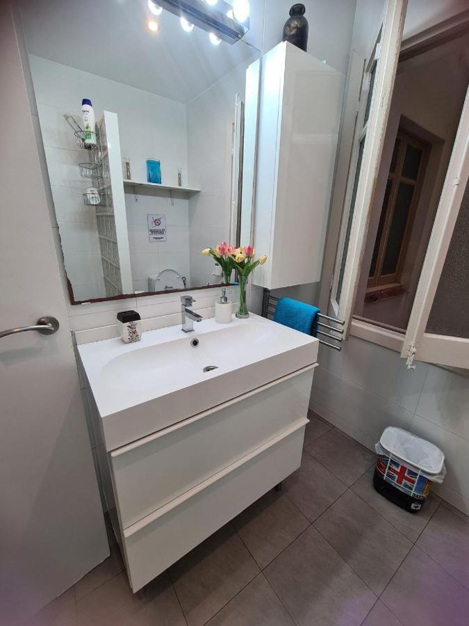 Rooms In The Center Of บาร์เซโลนา ภายนอก รูปภาพ